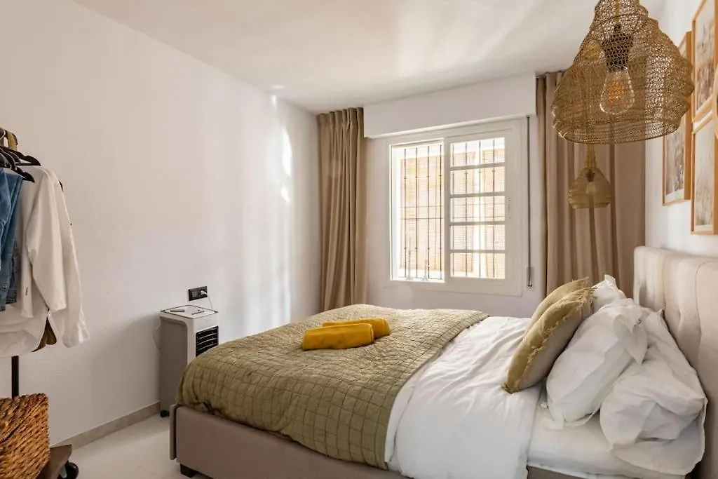 Eco Playa Suites - Beach & Golf! 베날마데나코스타 스페인