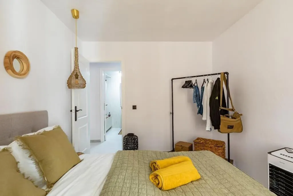 Eco Playa Suites - Beach & Golf! 베날마데나코스타 펜션