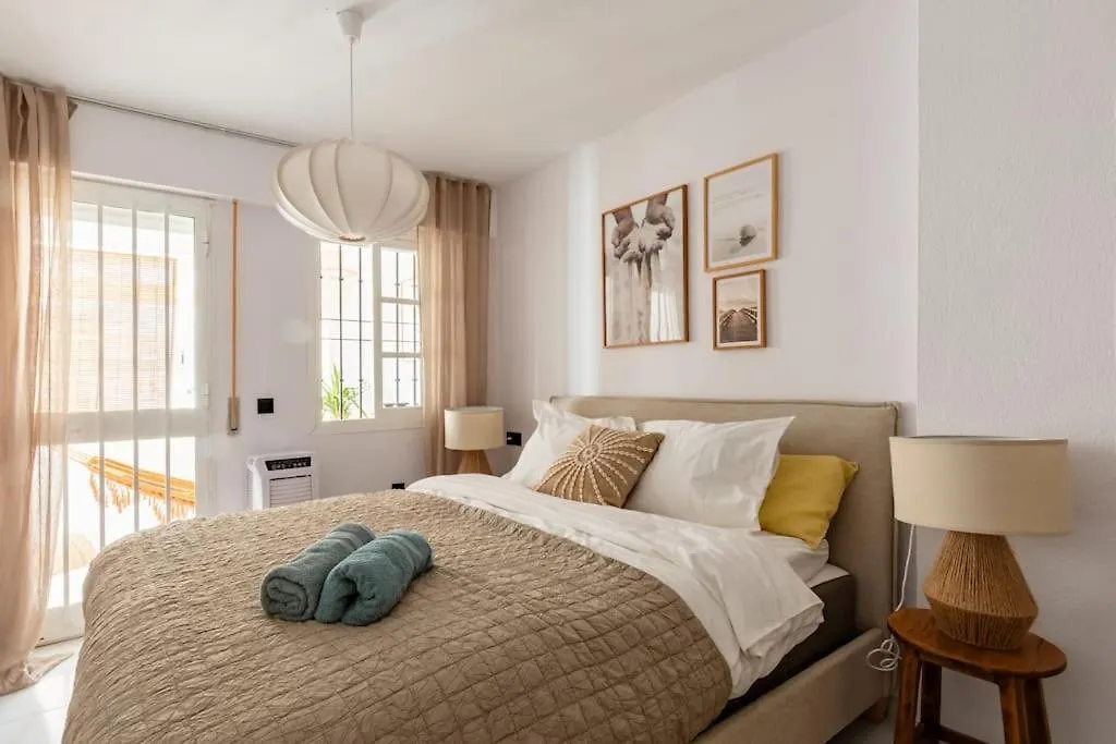 펜션 Eco Playa Suites - Beach & Golf! 베날마데나코스타 스페인
