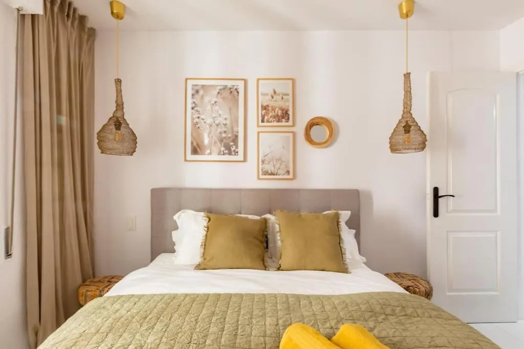 펜션 Eco Playa Suites - Beach & Golf! 베날마데나코스타